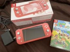 Switch Lite(コーラルピンク)，どうぶつの森のサムネイル
