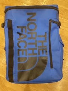 【最終値下げ】ヒューズボックス30L ノースフェイス 青のサムネイル