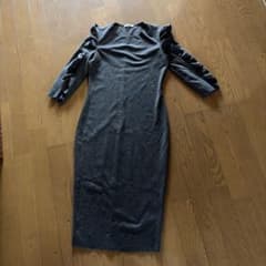ZARA TRF フリルスリーブ ロングワンピース グレーのサムネイル