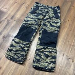 キッズ BURTON バートン スノーボードパンツ カモフラ柄 サイズL