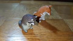 おじぎさん ガチャガチャ カプセルトイ アライグマ/柴犬のサムネイル