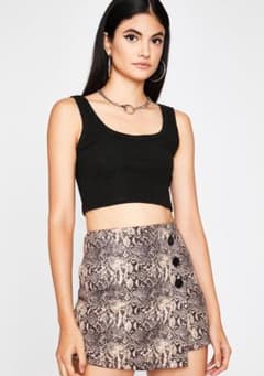 DOLLSKILL wild honey パイソン柄 ショートパンツ スカートのサムネイル