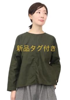 サンバレー　sunvalley プルオーバー　ブラウス　新品のサムネイル