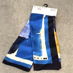 MARNI UNIQLO シルクフロシキスカーフ - メルカリ