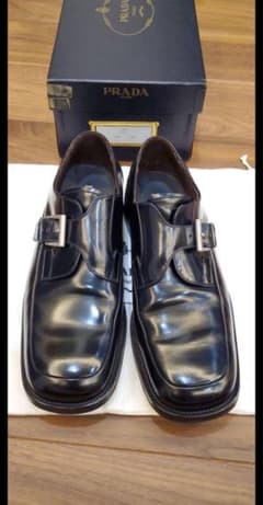 【お値下げ】 PRADA スクエアトゥ シューズのサムネイル