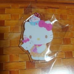 ハローキティ　サンリオ　アクリルキーホルダーのサムネイル
