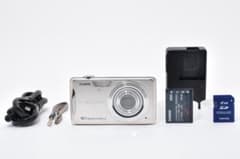 美品完動品。単三電池使用コンデジ フジ FinePix S8650 ホワイト