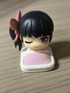 鬼滅の刃 栗花落カナヲ フィギュアのサムネイル