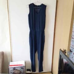 眠り姫様専用☆GU Vネックコンビネゾンのサムネイル