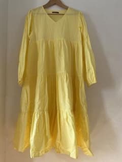 アーバンリサーチドアーズ　yellow cottonワンピースのサムネイル