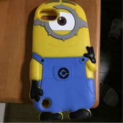iPod touch5世代 ミニオンケース&ミニオンの服を着たクマのタッチペンのサムネイル