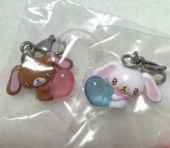 サンリオキャラクターズ めじるしアクセサリー エモきゅん2 くろうさ しろうさのサムネイル