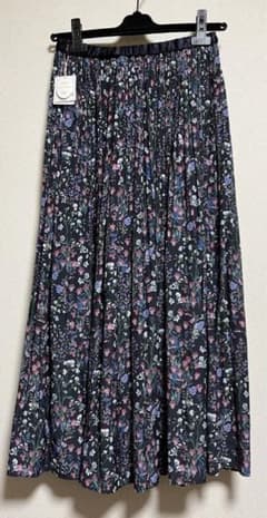 【タグ付き新品】ウォッシャブル対応 花柄ロングスカート イエナルクールブランのサムネイル