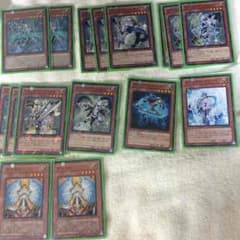 遊戯王 セイクリッドデッキのサムネイル