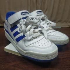 adidas FORUM LOW FY7756 ホワイト ブルー 25.5cmのサムネイル