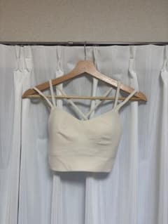 Lululemon Like a cloud ヨガブラトップ リブ素材のサムネイル