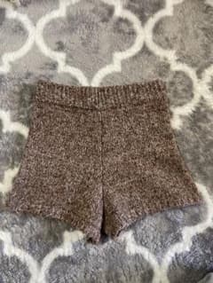 ブラウン ニット ショートパンツのサムネイル