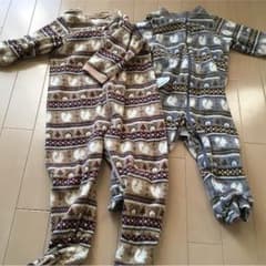 UNIQLO つなぎパジャマセットのサムネイル