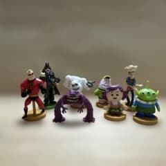 ピクサーキャラクター フィギュアセット⑤ ピクサーキャラクター フィギュア 8体セット - メルカリ