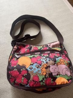 LeSportsac ショルダーバッグ 花柄 猫柄のサムネイル