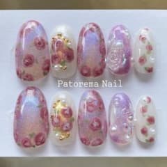 アンティーク レトロ 個性派ネイル バラ 薔薇 ガーリーのサムネイル