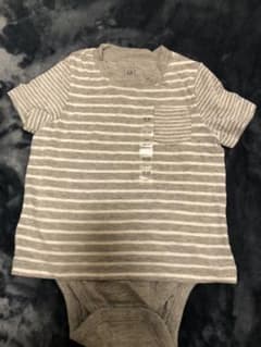 GAP Tシャツor肌着　☆新品未使用☆のサムネイル