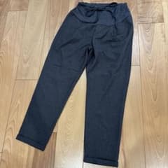 【値下げ】キレイめマタニティパンツ L ダークグレーのサムネイル