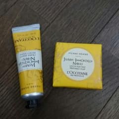 L'OCCITANE ハンドクリーム バスソープ セットのサムネイル