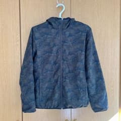 迷彩柄ナイロンジャケットとフリースジャケットリバーシブル