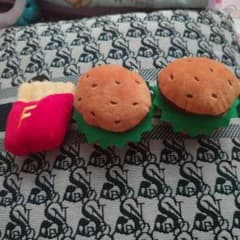 ハンバーガーセットのマスコットのサムネイル