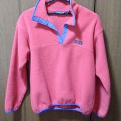 【KOAN様　専用】Patagonia　ジュニア150-160　サーモンピンクのサムネイル