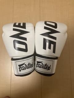 Fairtex ONE ボクシンググローブ ホワイト 8オンス バンテージ - メルカリ