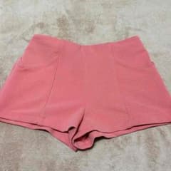 ハイウエストショートパンツのサムネイル