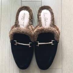 Sam Edelman ベロアとファーのミュールのサムネイル