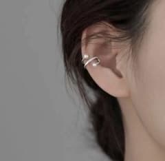 Pearl Ear Cuff, Silver with Zirconia, Single Ear, Elegant and Dainty, Perfect for Parties