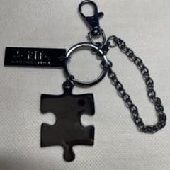 NARITA CORPORATION パズル型キーホルダー 成田昭次 価格応相談 - メルカリ