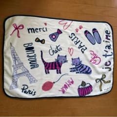 マリクレール×DHCブランケットのサムネイル