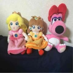 マリオシリーズ ピーチ姫 デイジー キャサリン ぬいぐるみのサムネイル