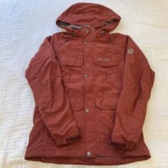 Marmot マウンテンパーカーのサムネイル