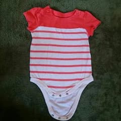 babyGAP  半袖ロンパースのサムネイル