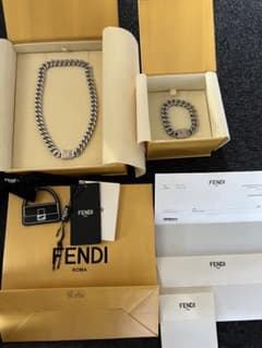 FENDI ネックレス ブレスレット セットのサムネイル