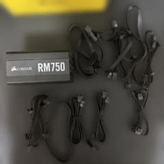 Corsair RM750 電源ユニットのサムネイル