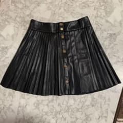 ZARA プリーツスカート　レザーのサムネイル