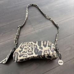 新品☆nouer レオパード柄 ショルダーバッグ - メルカリ
