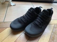 NIKE スニーカーのサムネイル