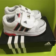 専用  すーさん様  新品 未使用14cm adidasのサムネイル