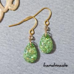 ≪315 グリーン≫レジンピアス 350円 - メルカリ
