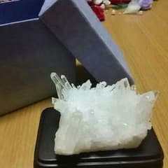 水晶の置物箱付きのサムネイル