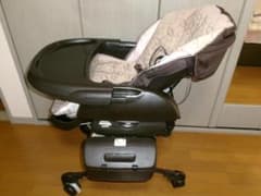 し*さ様 値下CombiネムリラAUTO SWING電動おやすみダッコプラスエッのサムネイル