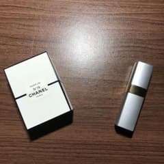 CHANEL シャネル　香水のサムネイル